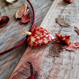Heart necklace - Porcelain wedding - Deep red gold - Flower of Japan