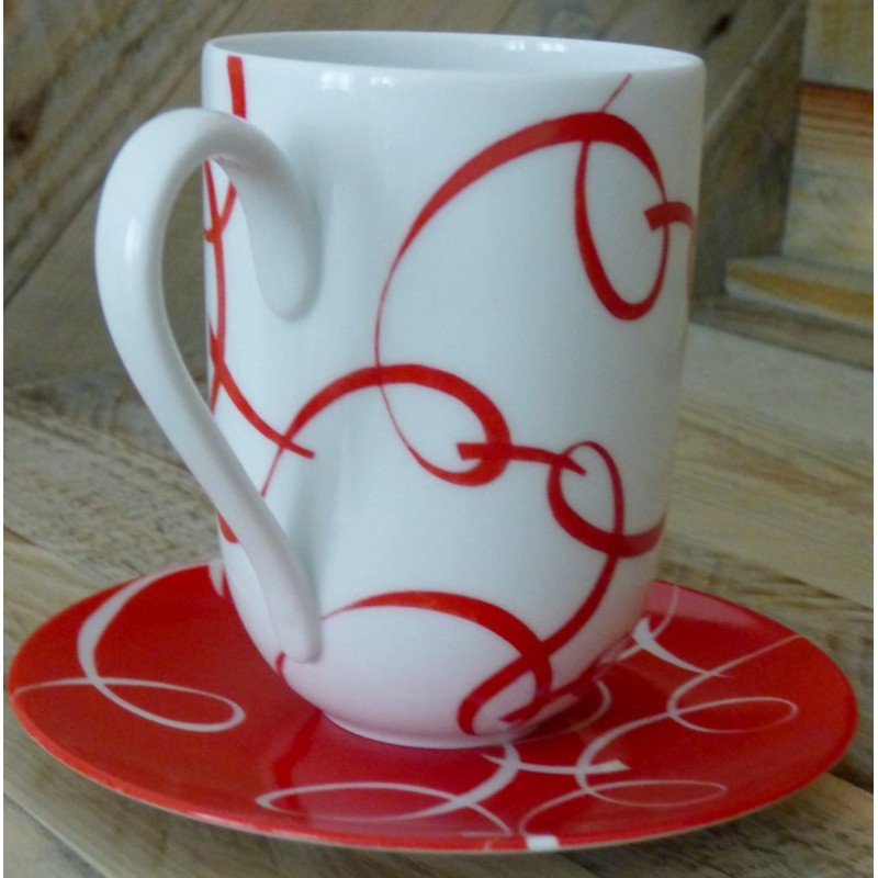mug porcelaine entrelacs rouges
