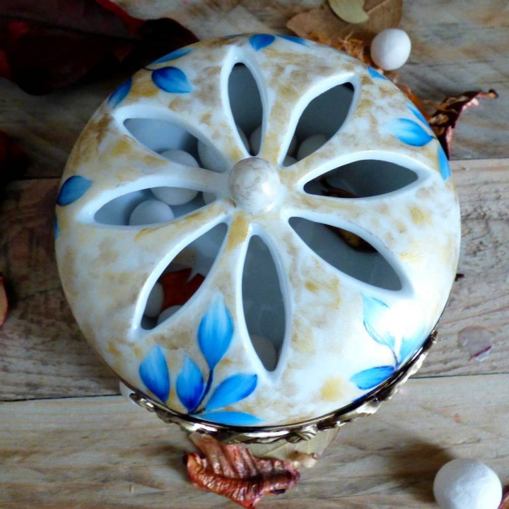 Boîte diffuseur de parfum en porcelaine - décor feuille bleue et dorée