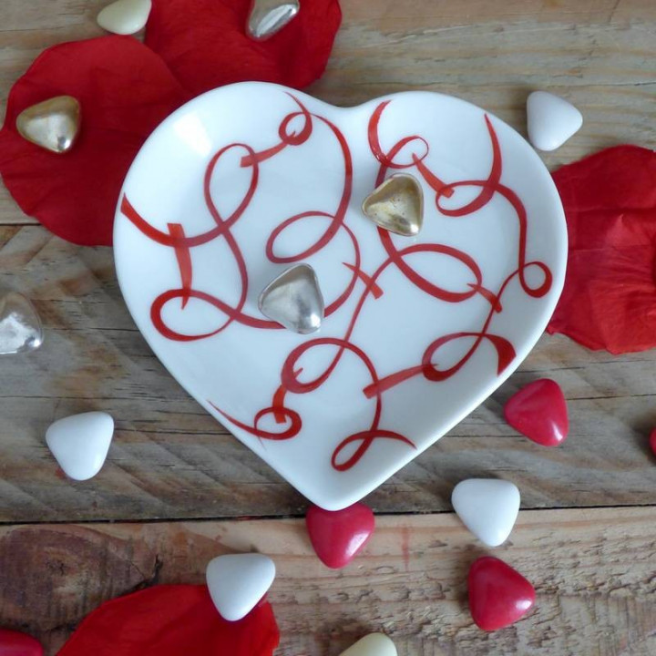 Vide-poches coeur porcelaine ruban rouge - mariage et saint valentin