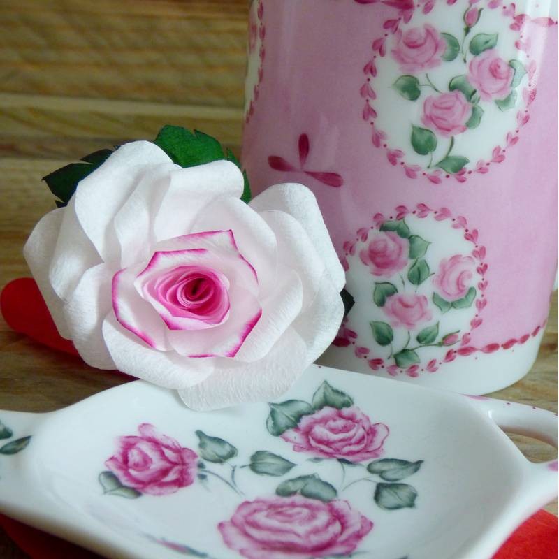 Repose sachet de thé en porcelaine de Limoges - Décor roses