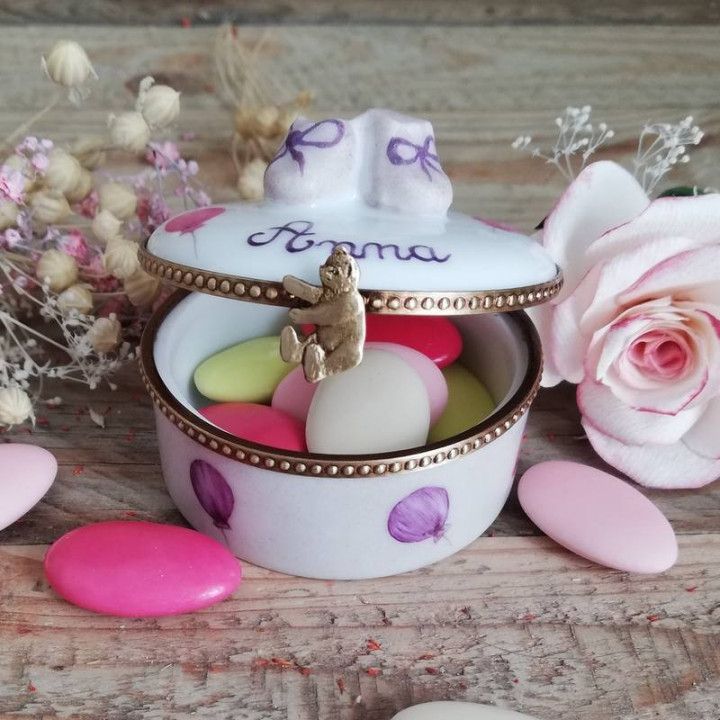 Boite à dents de lait personnalisée porcelaine  -  chaussons roses
