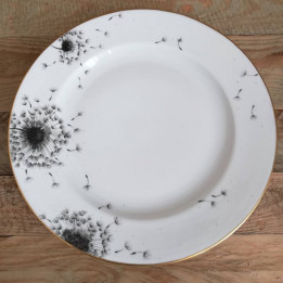 Assiette de table en porcelaine de limoges décor pissenlit soufflé et or