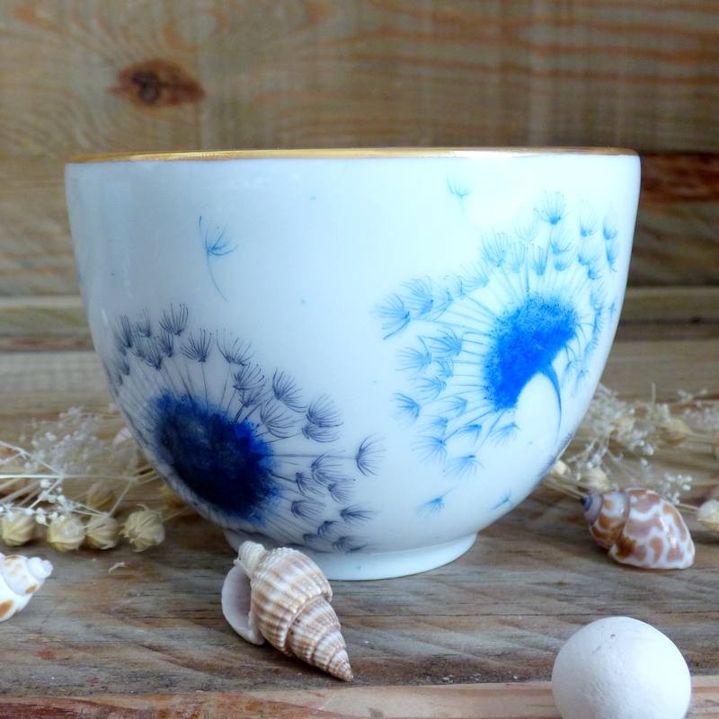 tasse thé porcelaine de Limoges décor pissenlit soufflé