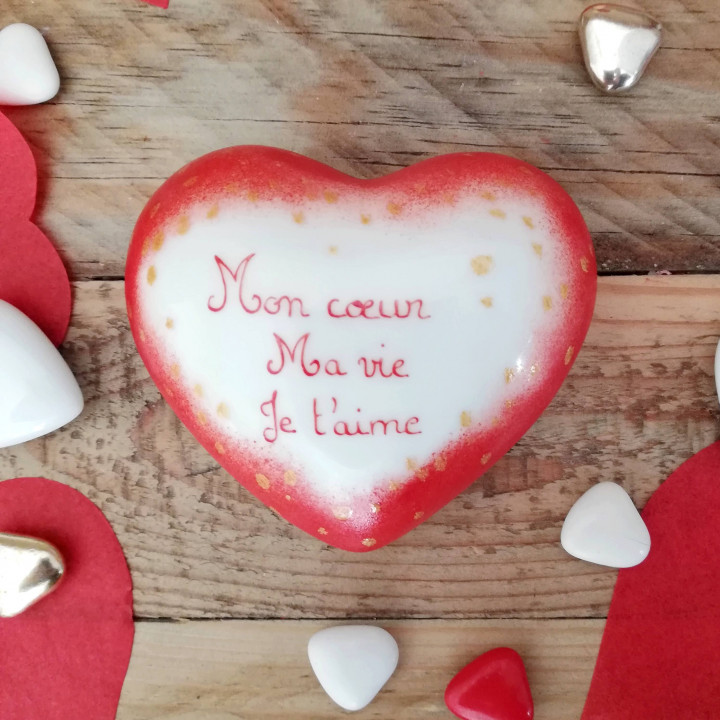Coeur porcelaine décor rouge et feuille d'Or - anniversaire mariage