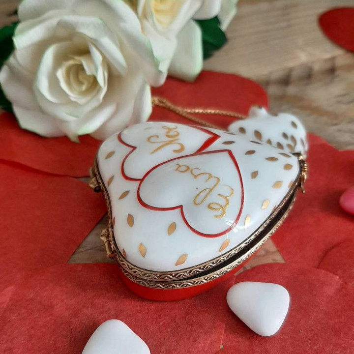 Red and gold porcelain heart box - Engagement ring box - Wedding
