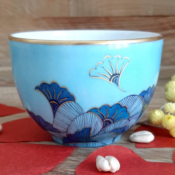 Tea cup porcelain without handle decorated with blue and gold  flowers