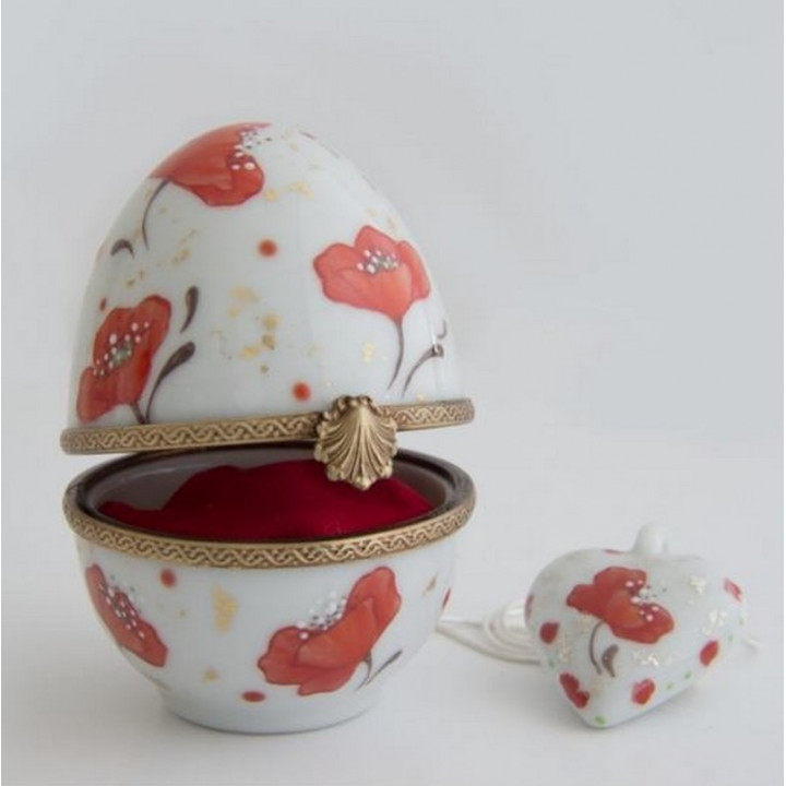 Boite oeuf porcelaine fine collier coeur assorti Passion Coquelicots