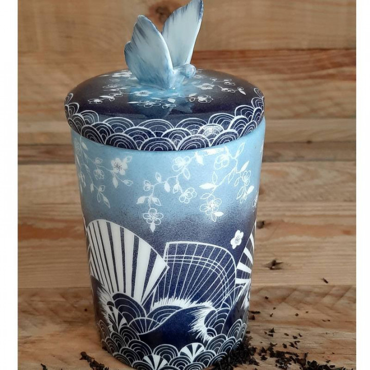 Pot à thé porcelaine décor bleu Vague Hokusai