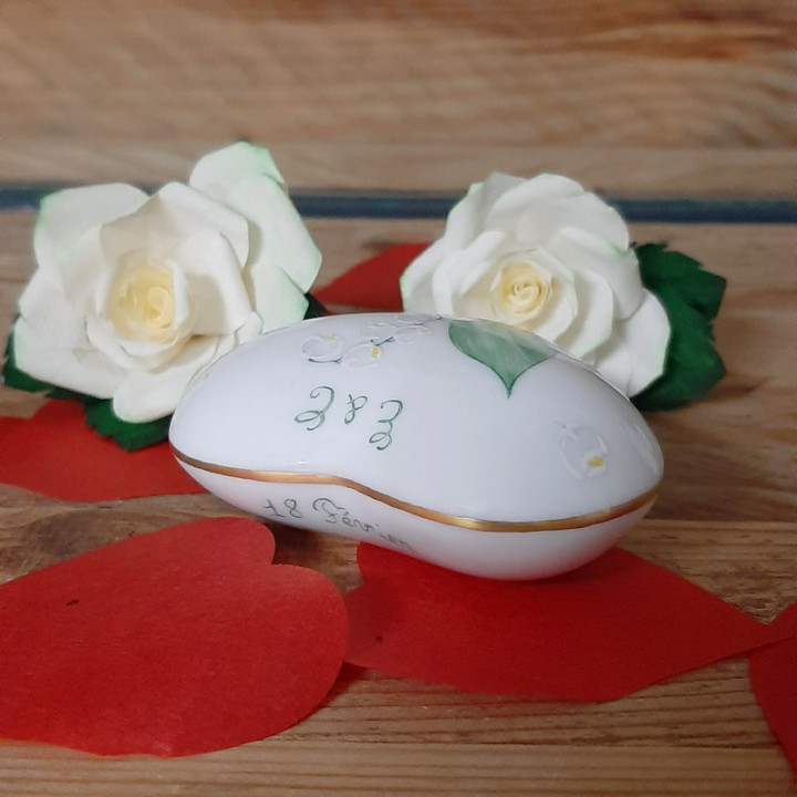 Porcelain heart - lily of the valley décor - 13 years of marriage