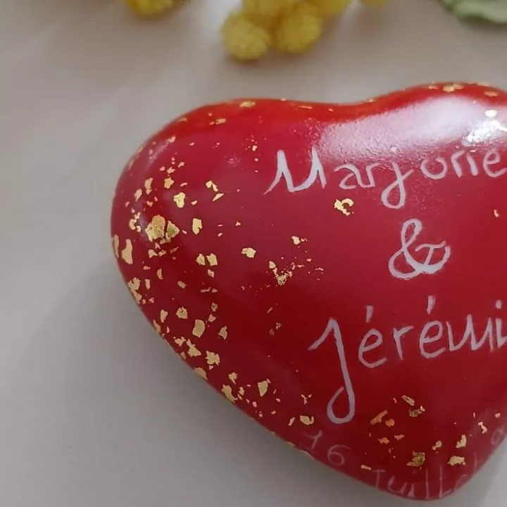 Coeur rouge porcelaine décor et feuille d'Or - anniversaire mariage