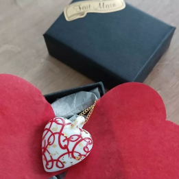 Collier coeur porcelaine - Ruban rouge passion - Noces de porcelaine