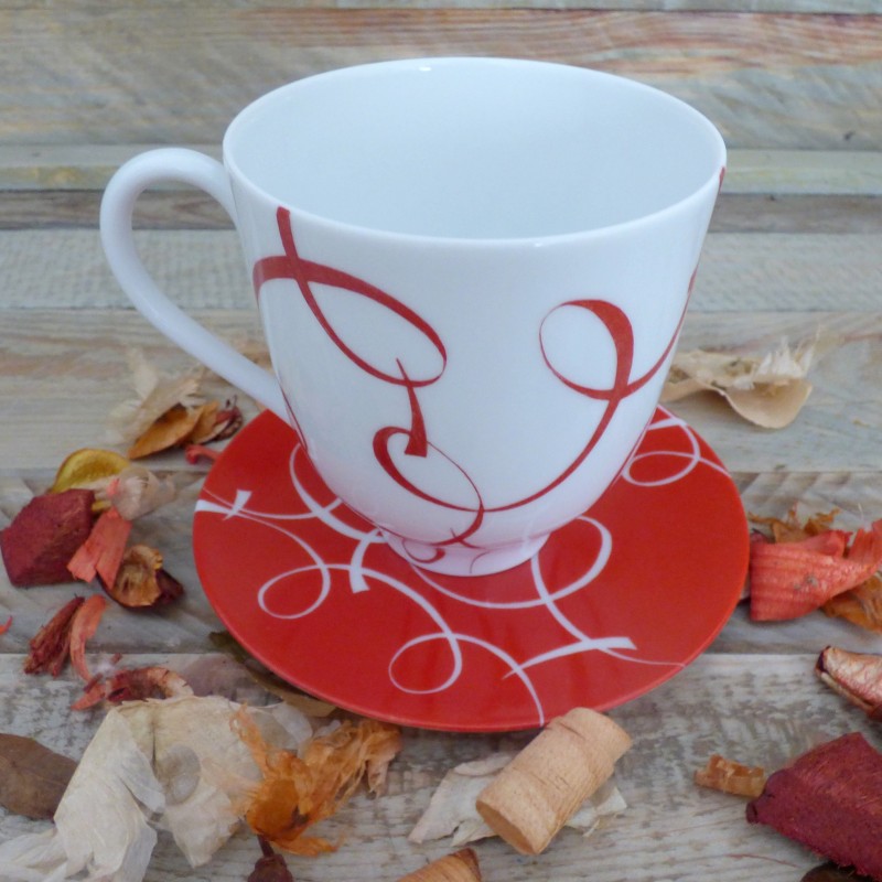 Grande tasse mug porcelaine décor ruban rouge