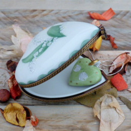 Porcelain heart box and necklace lily of the valley