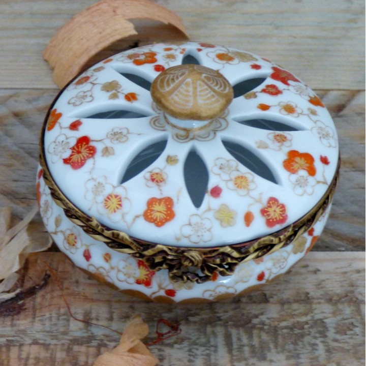 Porcelain box decorated with plum tree flowers from Japan Ume Matsuri