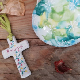Croix porcelaine baptême naissance avec prénom