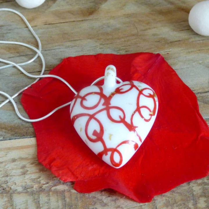 Jewelry box and necklace heart red porcelain Limoges customized