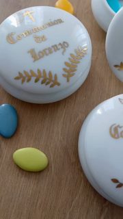 #bapteme #boitedragees #boiteadents #porcelainedefrance #strasbourg #teethbox #babybirthgift #artisandart #metierdartgrandest #porcelaine #faitmainfrançais #madeinfrance🇫🇷