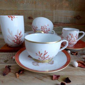 tasse porcelaine décor corail et or - cadeau 8 ans de mariage
