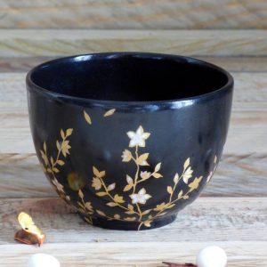 bol thé japon en porcelaine noire et or