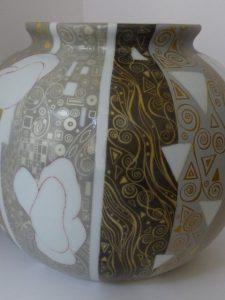 vase porcelaine inspiratin klimt